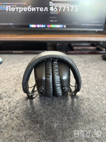 DJ слушалки Vmoda Crossfade M100 + подарък, снимка 2 - Слушалки и портативни колонки - 54800252