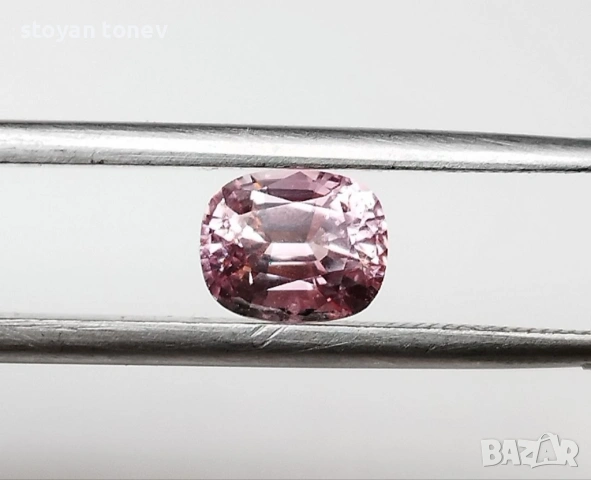  Изключителен естествен розов шпинел 1,00 карат – Колекционерско качество! Сертификат!, снимка 8 - Други - 54153127
