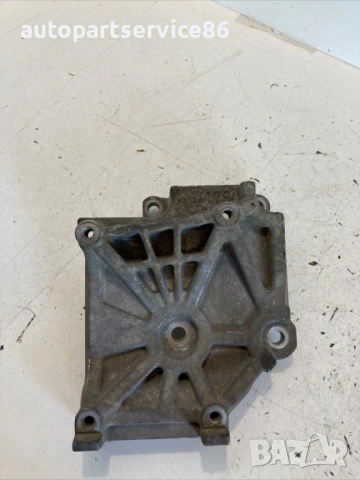 Конзола-държач за Mitsubishi Grandis 2.4 / 4G69 (2004) MN134179 , снимка 3 - Части - 54752418