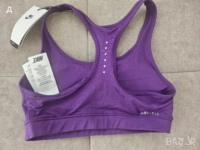 Дамски топ и потник Nike, снимка 4 - Спортни екипи - 54747494