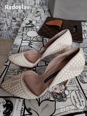 Кремави, дамски, кожени обувки с ток French Connection 37 номер