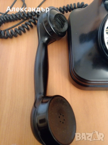Бакелитов телефон, снимка 8 - Антикварни и старинни предмети - 54181503
