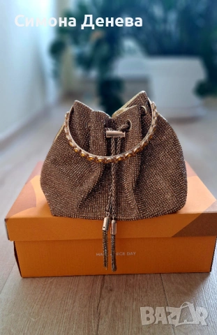 Мини дамска чанта с кристали