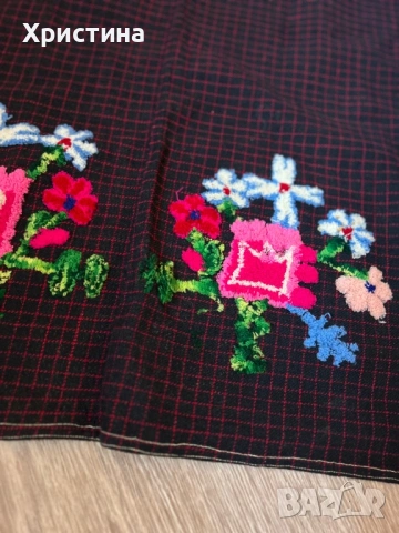 Два броя фъкани престилки за народна носия , снимка 4 - Антикварни и старинни предмети - 54178255