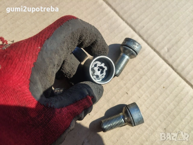 Секретни Болтове Оригинал 14Mx1.5x17 Volkswagen Passat B9 1.5 eTSI 150кс 2024г, снимка 3 - Части - 55147076