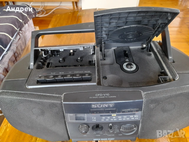 Старо радио,CD,касетофон Sony CFD-V10, снимка 2 - Антикварни и старинни предмети - 54617382
