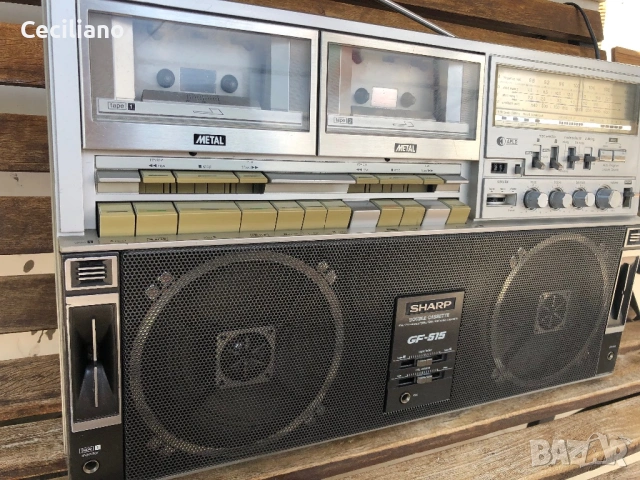 Радиокасетофон Boombox Sharp GF-515Z (1979г.), снимка 2 - Радиокасетофони, транзистори - 54670324