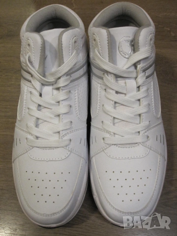 Маратонки тип ролкови кънки