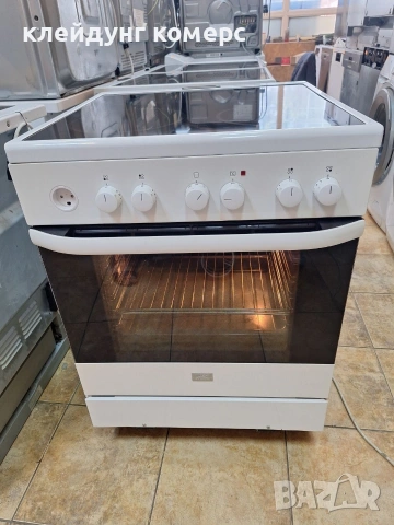 Готварска печка с керамичен плот VOSS/ELECTROLUX шир.60см. , снимка 2 - Печки, фурни - 54913191