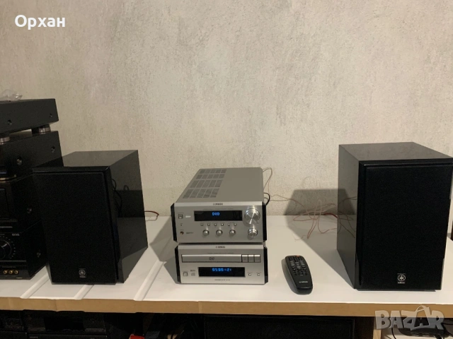 Yamaha PianoCraft E600 – Hi-Fi Система в Перфектно Състояние (Пиано Лак)