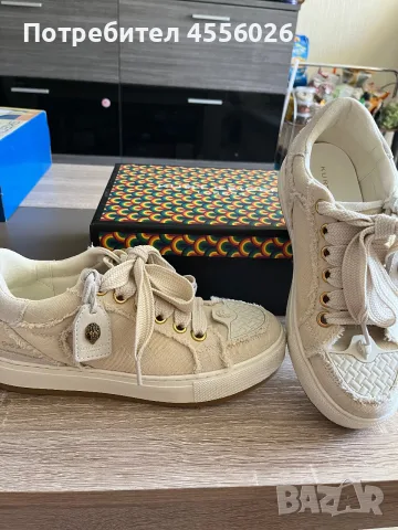 Продавам оригинални дамски маратонки Kurt Geiger 41 номер, снимка 5 - Маратонки - 55677999