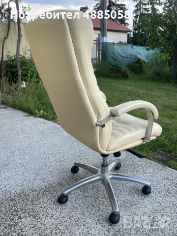 продавам кожен стол запазен , снимка 4 - Столове - 55414191