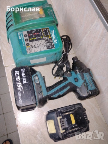 Makita DTD 129 и зарядно Makita DC18RA T
