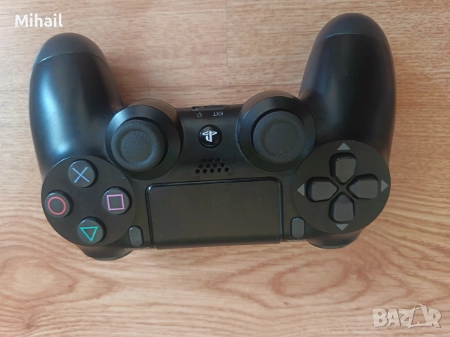 PlayStation 4 slim с 3 игри на диск, снимка 3 - Други игри и конзоли - 55231210