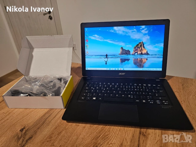 Компактен лаптоп Acer Aspire V3-371 (13.3") intel i3 4005U | 8GB RAM |1TB HDD|5ч. батерия + зарядно