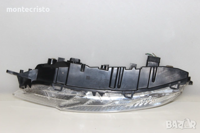 Лява LED дневна светлина Citroen C4 Spacetourer след 2019г. 9822653980 DRL мигач, снимка 4 - Части - 54277280