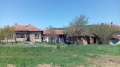 Продава се тухлена къща в с. Камбурово, област Търговище. , снимка 2
