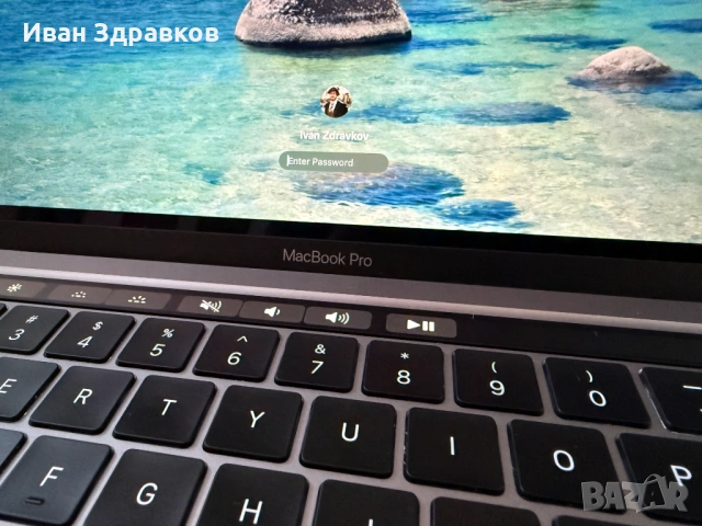 MacBook Pro 13" M2 2022 | 16GB RAM | 256GB SSD | Space Gray | 100% Battery Capacity — КАТО НОВ, снимка 2 - Лаптопи за работа - 54447703