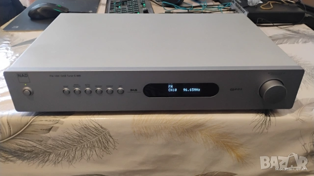NAD C-445 - stereo AM/FM/DAB tuner