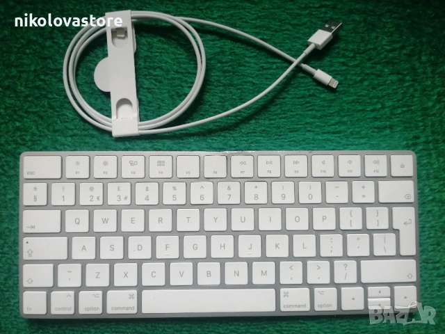 оригинална клавиатура на Apple