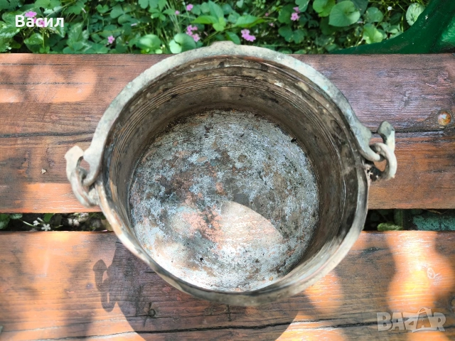 Старо медно менче (бакърче) с кована дръжка – за декорация , снимка 3 - Антикварни и старинни предмети - 55073071