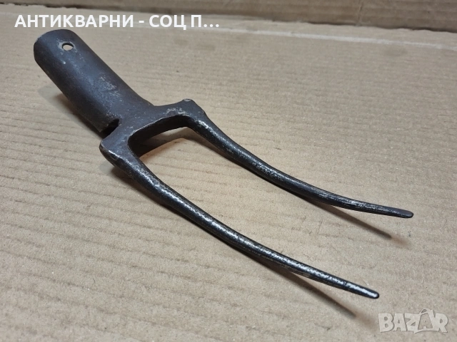 Стара Кована Двурога Вила За Сено. / НОМЕР 1745., снимка 2 - Антикварни и старинни предмети - 53967500