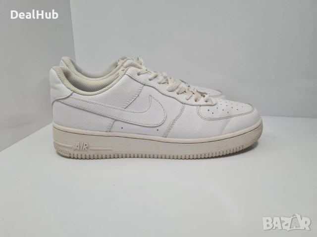 Кецове Nike Air Force 1 Носени,но в добро състояние. Размер 45 стелка 29 см. Цена 35 евро.