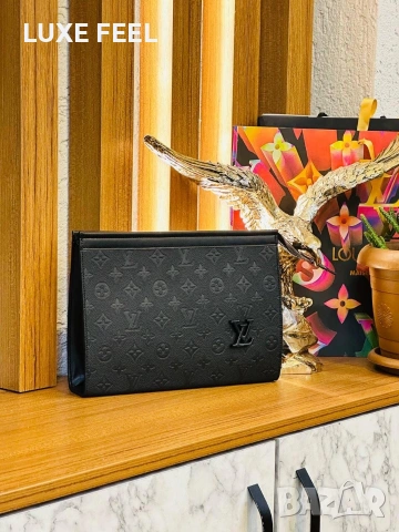 Louis Vuitton 🔹Мъжки Чанти , снимка 11 - Чанти - 54794372