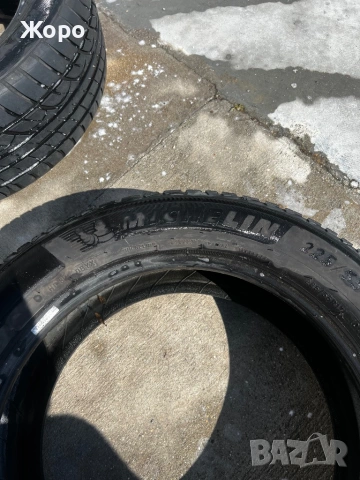 Гуми 225/55 R17 101W XL – Michelin CrossClimate + Rovelo, снимка 3 - Гуми и джанти - 54742355