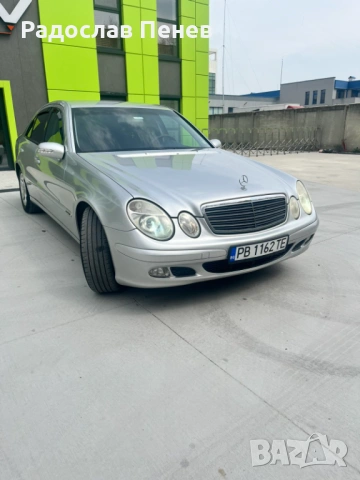 Мерцедес Е220 автоматик 3350евро, снимка 3 - Автомобили и джипове - 54908351