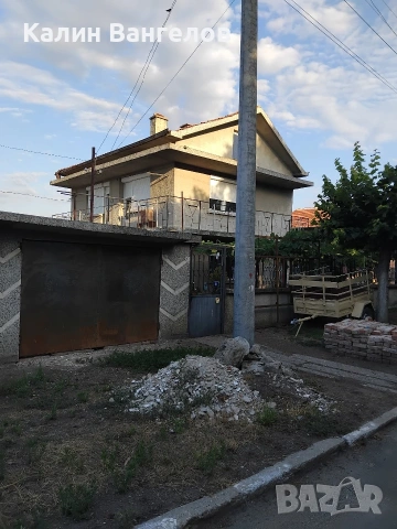 ПРОДАВА ДВУЕТАЖНА КЪЩА, снимка 2 - Къщи - 55244216