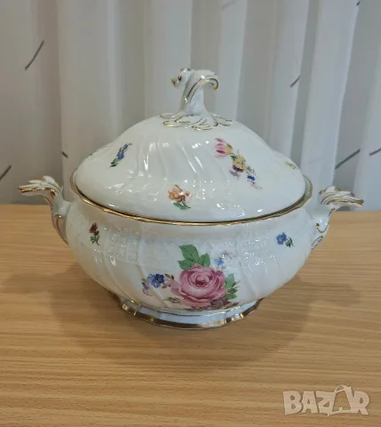 Hutschenreuther Dresden Сервиз за Храна, Кафе, Чай, за 8 човека, снимка 10 - Сервизи - 55327226