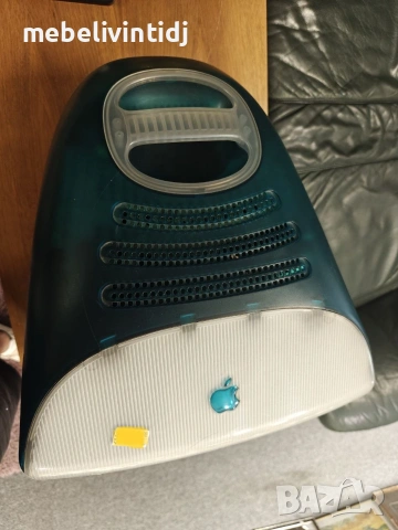 Apple iMac G3 е легендарен компютър с формата на "гумена капка" и вграден 15-инчов CRT дисплей, снимка 7 - Работни компютри - 55255631