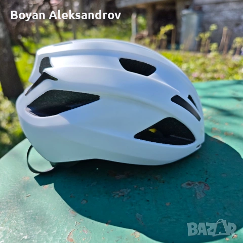 КАСКА SPECIALIZED ALIGN II HLMT MIPS WHT SM/MED 52-56CM, снимка 4 - Аксесоари за велосипеди - 54135280