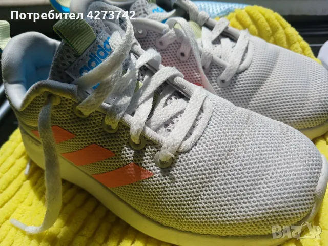 Детски маратонки Adidas, снимка 2 - Детски маратонки - 55405985