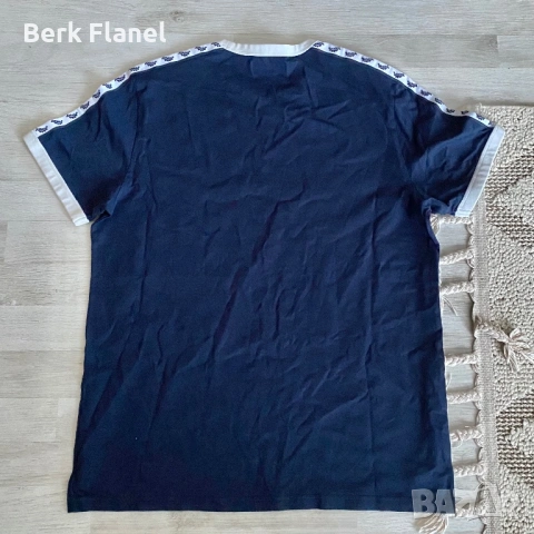 Fred Perry тениска в тъмен син цвят, снимка 2 - Тениски - 54010388