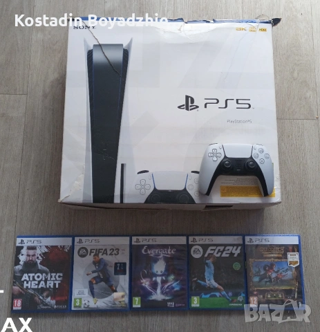 PS5 с контролер и игри 