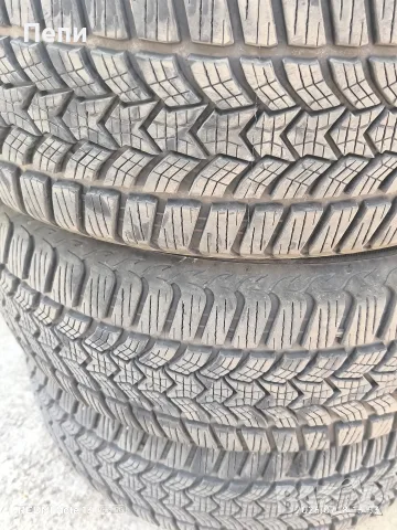 Зимни гуми 205/55/16 DEBICA като нови, снимка 3 - Гуми и джанти - 55468128