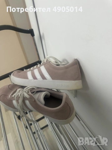 Употребявани обувки Adidas, снимка 2 - Маратонки - 55503916