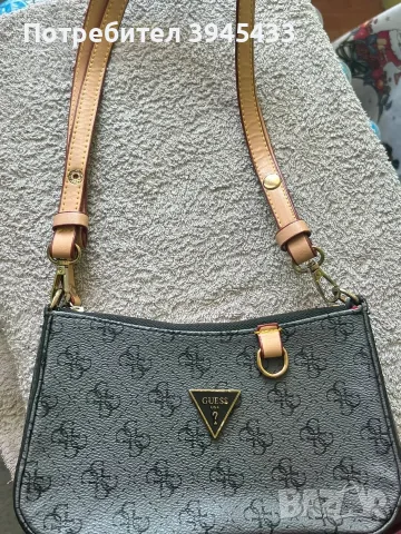 Дамска чанта Guess, снимка 3 - Чанти - 55590241