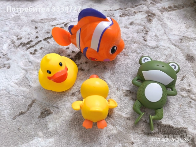 Лот играчки за вода