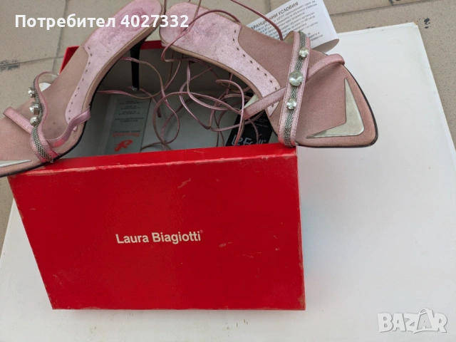 2 чифта дамски дизайнерски обувки – Laura Biagiotti + Vera Pelle – елегантни