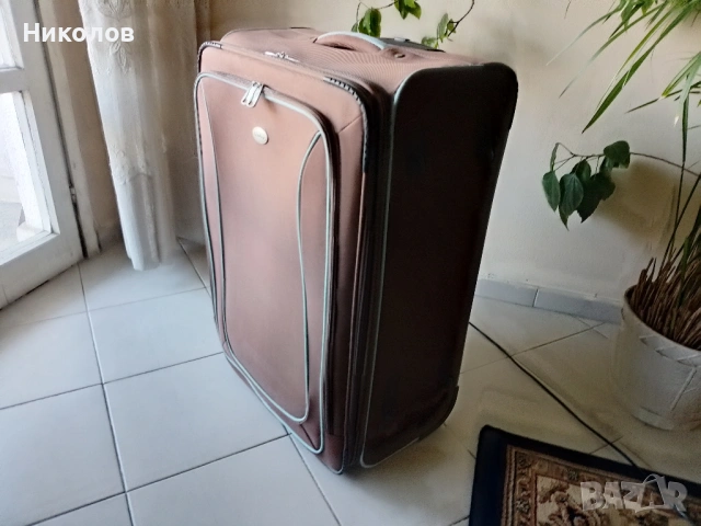 Куфар  "олекотен 3кг" 70/50/35см  "L.Lаmbertаzzi" "20€" Перфектен:+Доставка:, снимка 6 - Куфари - 54665448