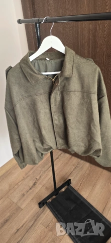 Дамско велурено яке