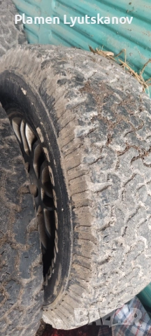 4 бр джанти с гуми 285/85 17 grand cherokee wl 5x127 заменям за 16-ки, снимка 3 - Гуми и джанти - 54008506