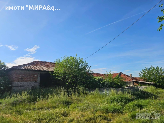 Промишлен имот/животновъдна ферма разположен в с. Сталево, само на 30 км от гр.Хасково
