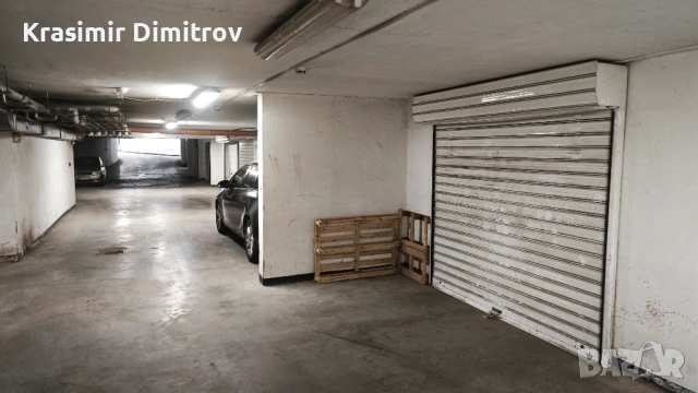 Давам под наем голям самостоятелен гараж (24 кв.м) в кв. Изток, ул. Николай Хайтов 2А., снимка 3 - Гаражи и паркоместа - 54248662