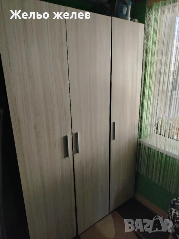 Гардероб 3крилен 185см,125см, снимка 3 - Гардероби - 54787841