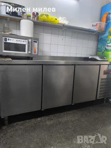 професионална хладилна маса