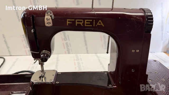 РЕТРО Електрическа шевна машина Freia модел 1948 корпус от лят алуминий